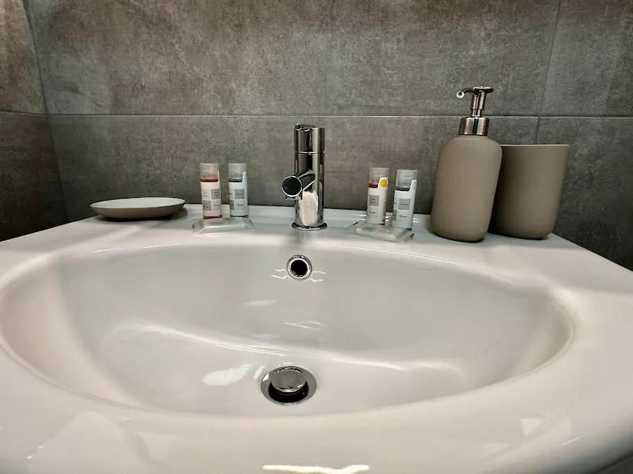 Apartment Nencionihouse- Modern Comfort Close To City Center Florence