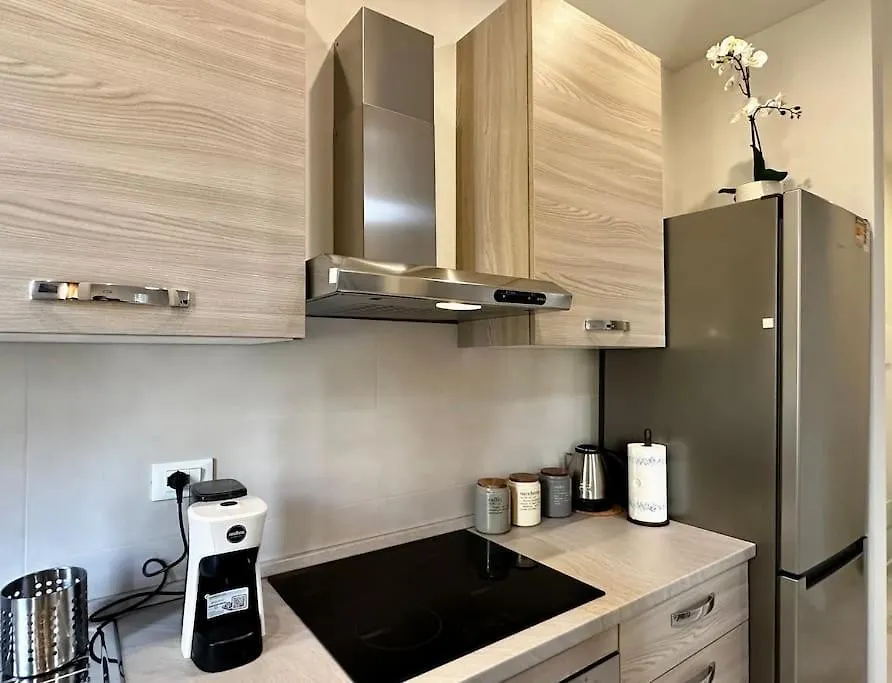 Apartment Nencionihouse- Modern Comfort Close To City Center Florence